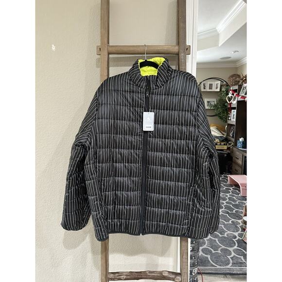 Disney’s The Nightmare Before Christmas Jack Skellington Puffy Jacket Reversible - Picture 3 of 12